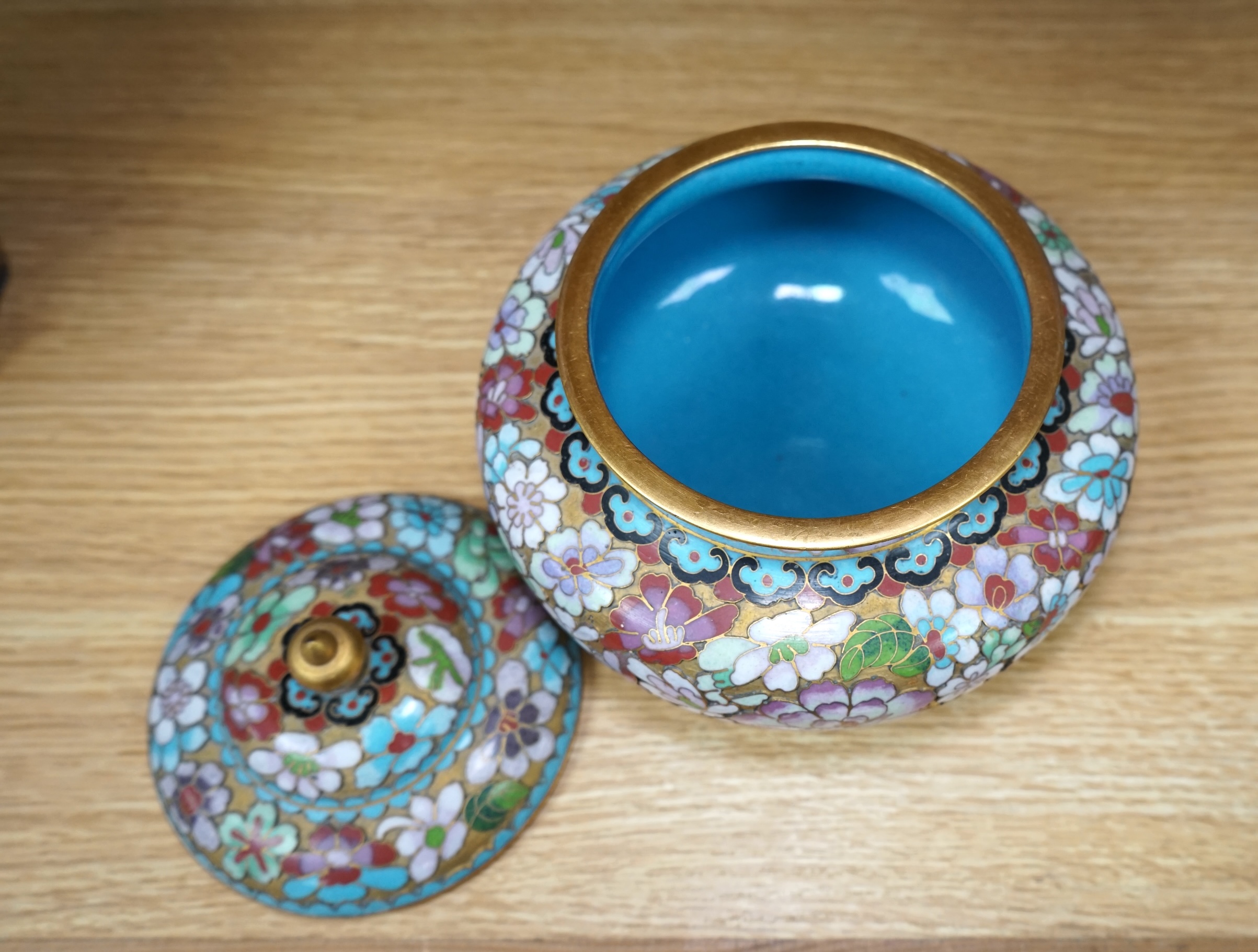 A 20th century Chinese cloisonné enamel pot and cover, 14cm. Condition - good